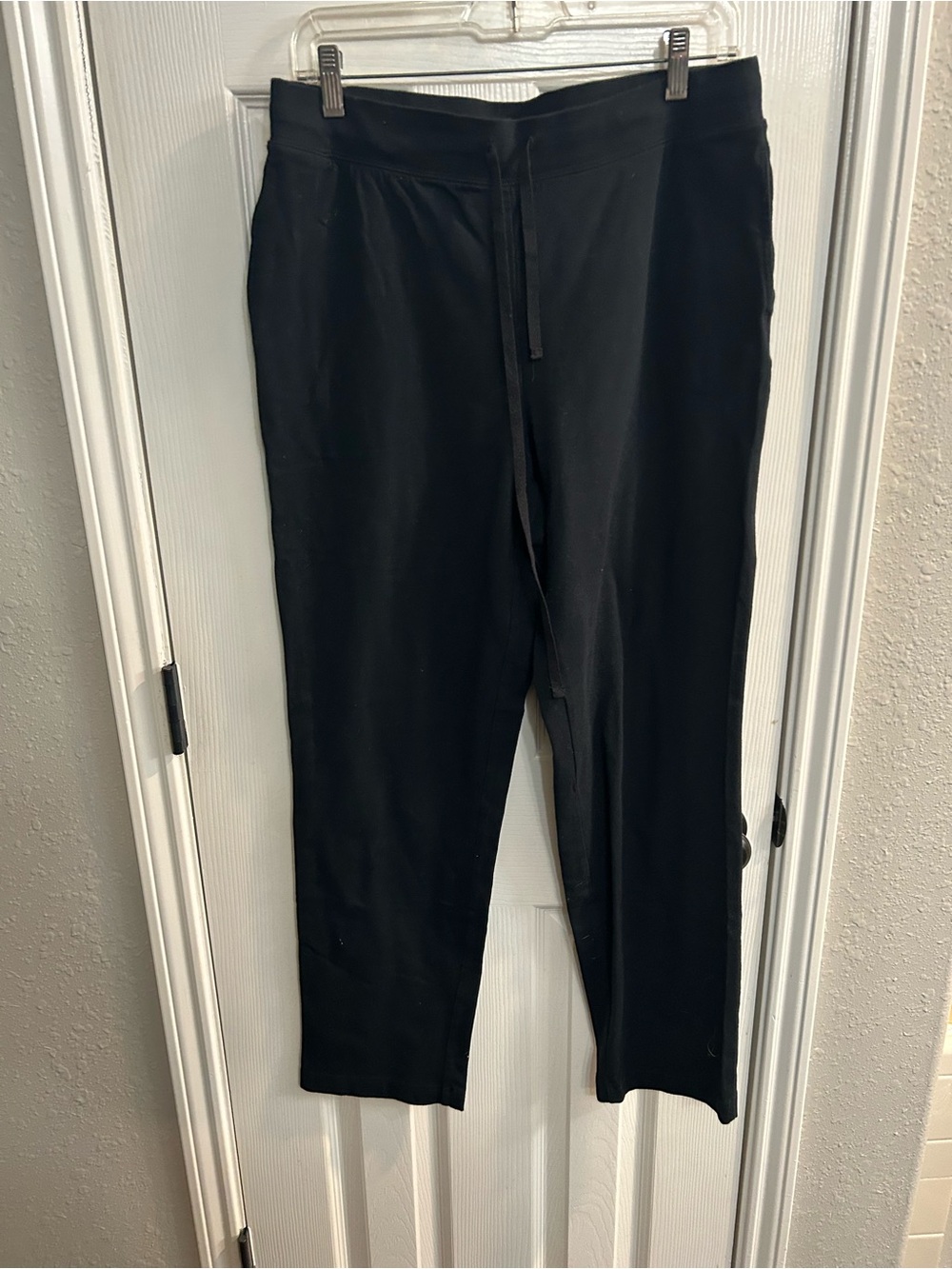 Karen Scott size small pull on terry black casual pants
